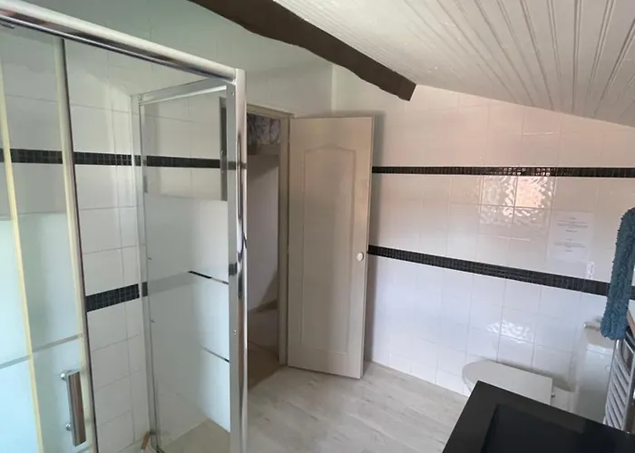 펜션 Ogite'85 La Chapelle-Themer